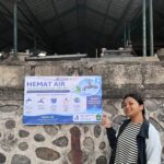 Pemasangan MMT di Tempat Wudhu Masjid Bumi Arum